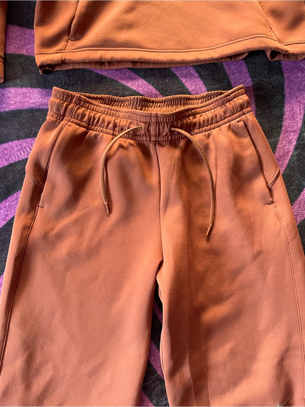 Women’s Nike Cropped Quarter-Zip Sweatshirt & Jogger Set - Picture 3 of 5